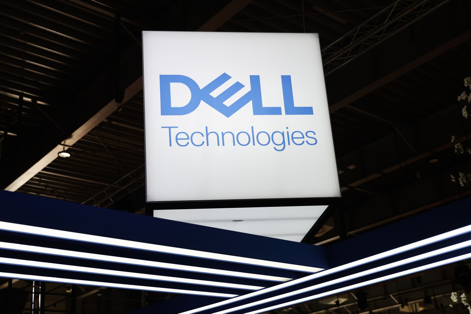 Dell stock dividend: What investors need to know