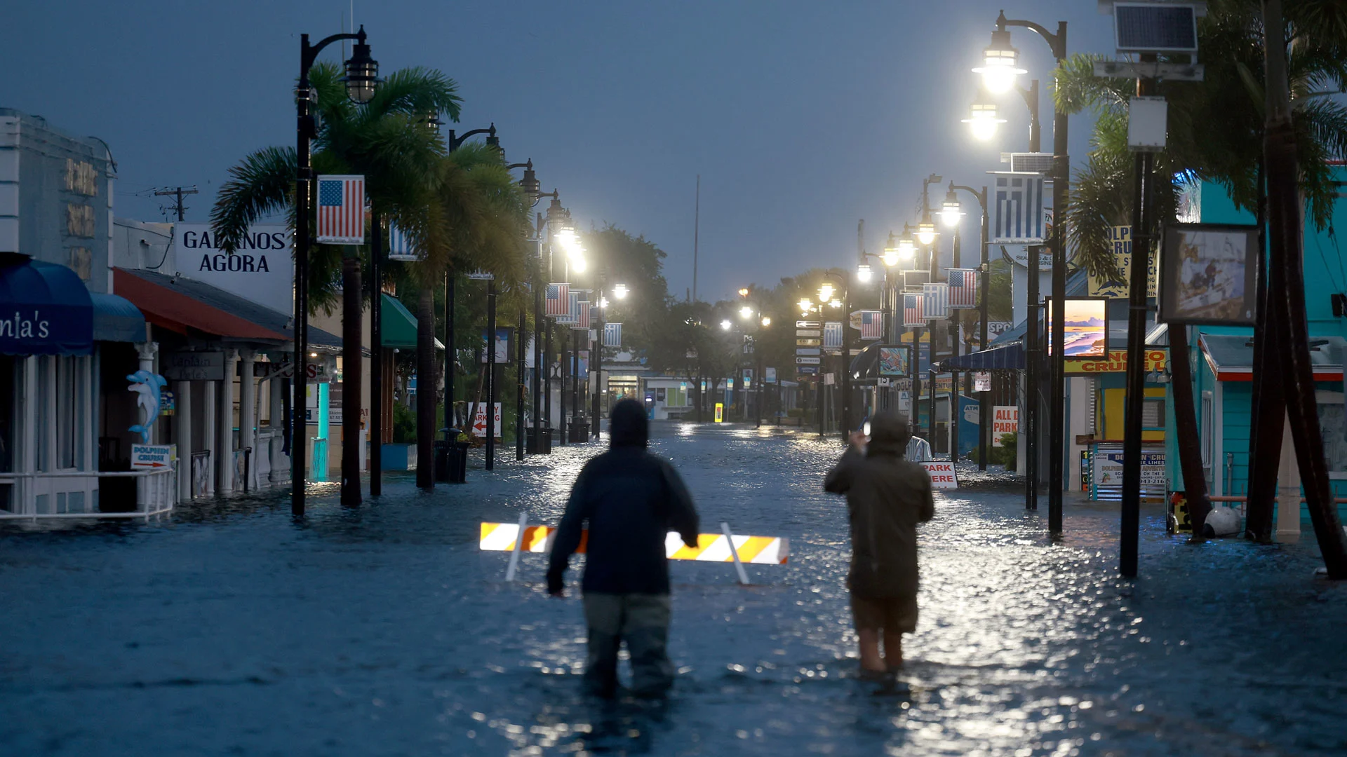 How does commercial insurance policy define hurricane risk?