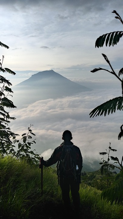 Solo Travel Safety 101: Essential Tips for the Independent Adventurer