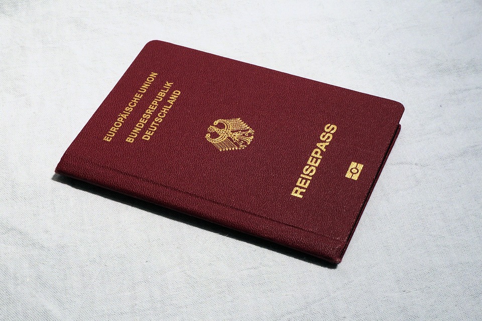 Top Tips for Keeping Documents Safe While Traveling Top Tips for Keeping Documents Safe While Traveling